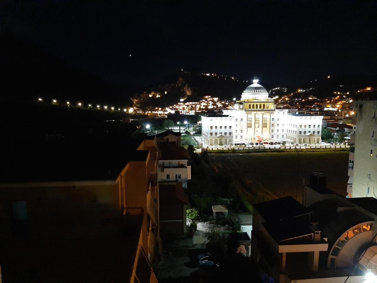 Apartament Egzoni City Center Berat Exterior foto