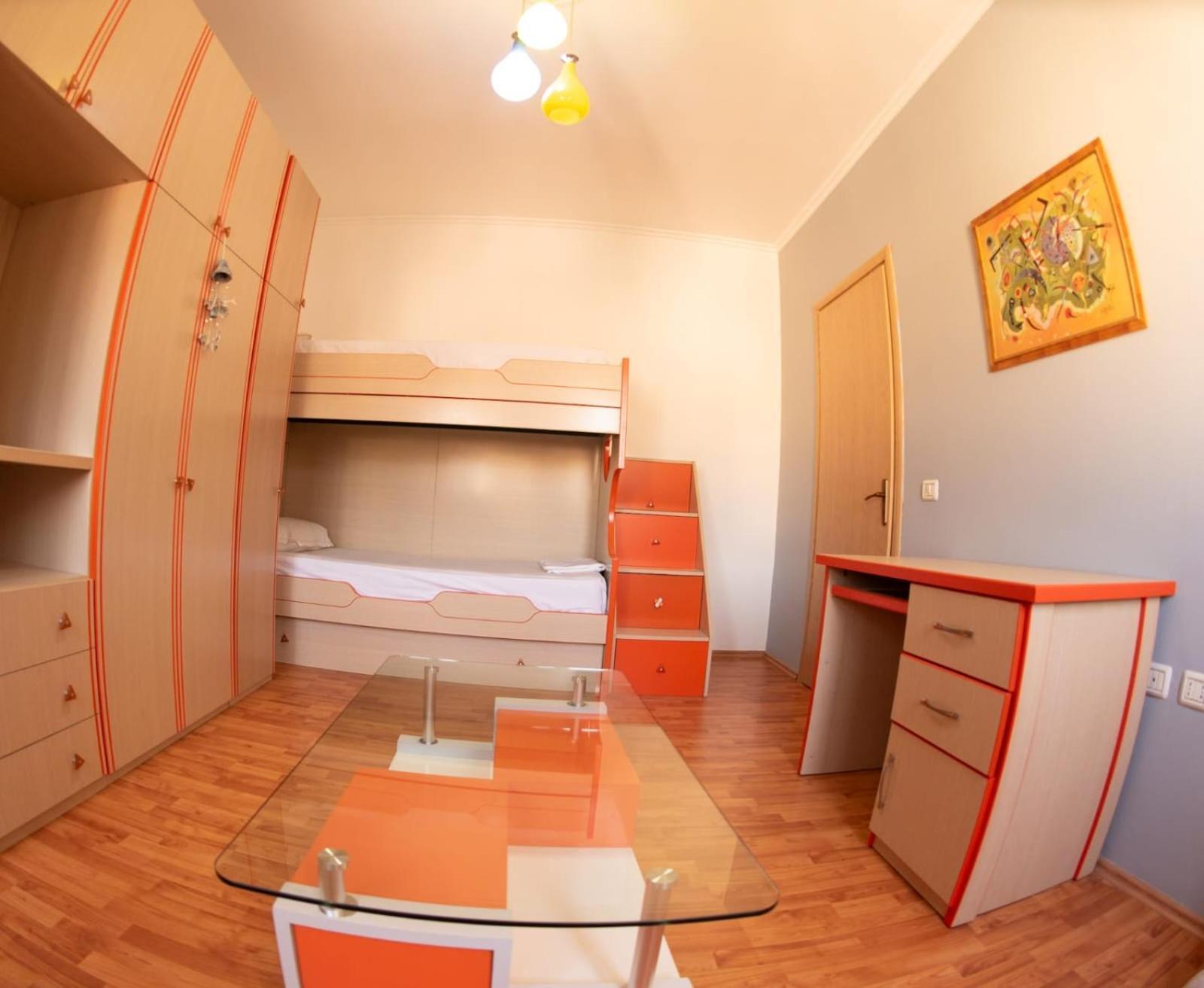 Apartament Egzoni City Center Berat Exterior foto